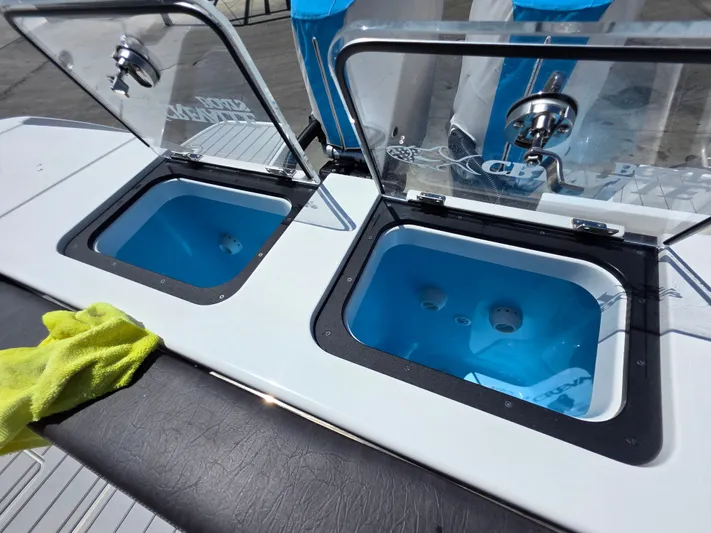 It's So Easy Yacht Photos Pics 