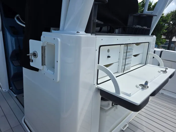 It's So Easy Yacht Photos Pics 