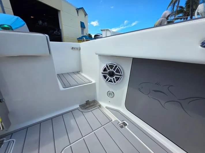 It's So Easy Yacht Photos Pics 