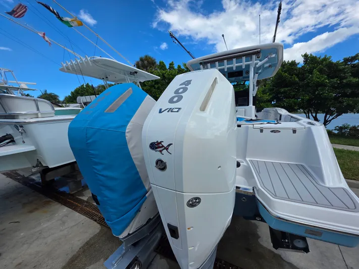 It's So Easy Yacht Photos Pics 