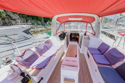 Beneteau Oceanis 38.1