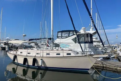 Island Packet 40
