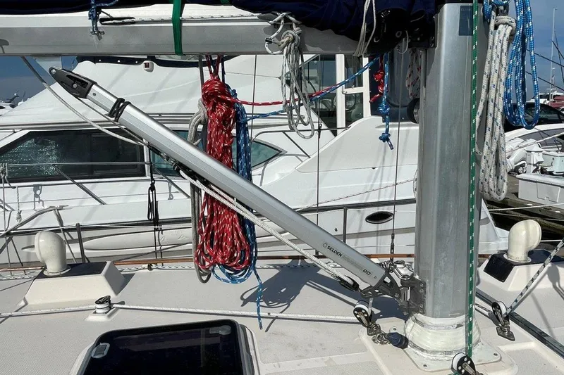 Dream Flower Yacht Photos Pics 1995 Island Packet 40 with a new vang