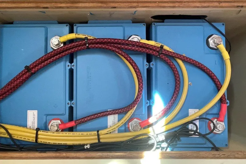 Dream Flower Yacht Photos Pics 1995 Island Packet 40 "Dream Flower" lithium batteries