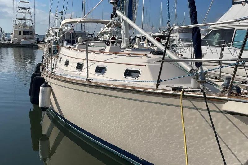 Dream Flower Yacht Photos Pics Island Packet 40