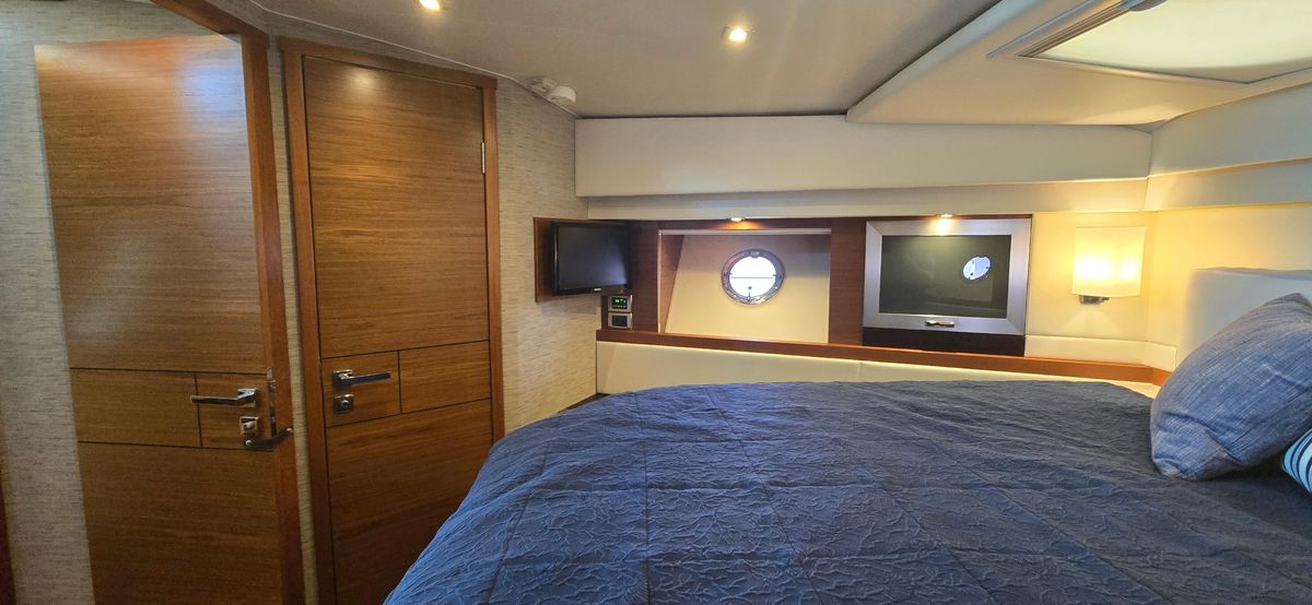2016 Tiara Yachts 44 
