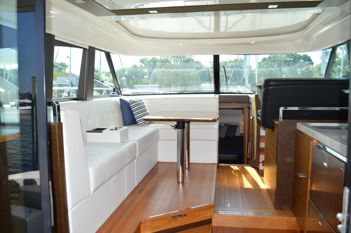 2016 Tiara Yachts 44 
