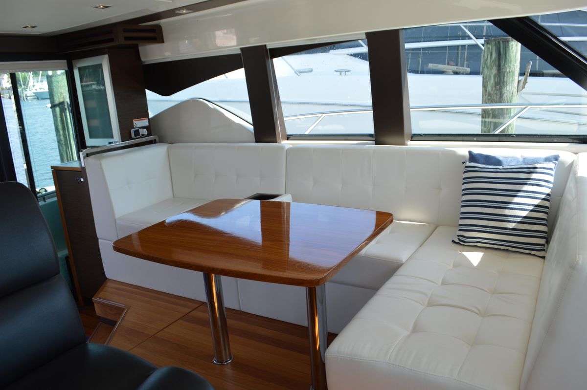 2016 Tiara Yachts 44 
