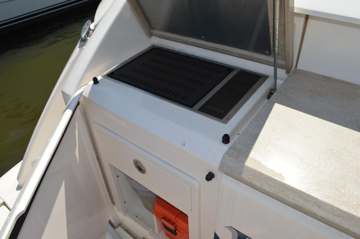 2016 Tiara Yachts 44 