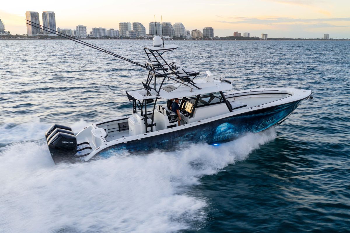2023 Yellowfin 42 