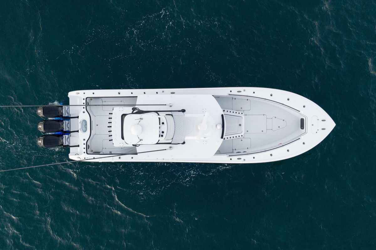 2023 Yellowfin 42 