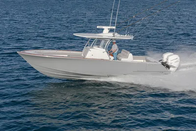 Valhalla Boatworks V-33