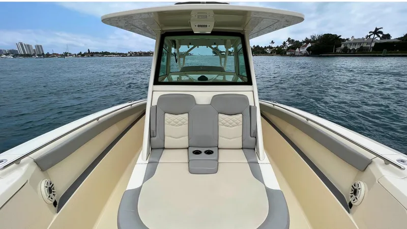 Seaduction Yacht Photos Pics Scout 33 SEADUCTION - Console & Forward Seating