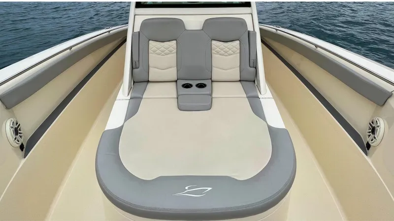 Seaduction Yacht Photos Pics Scout 33 SEADUCTION - Forward Seating