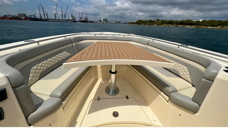 Seaduction Yacht Photos Pics Scout 33 SEADUCTION - Bow Seating & Table