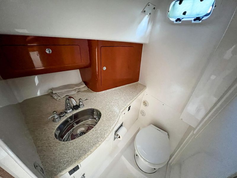 2007 Intrepid 390 Sport Yacht