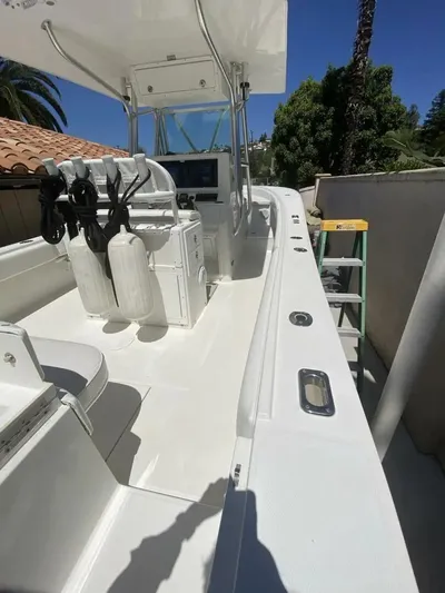  Yacht Photos Pics 2007-Regulator-29-FS