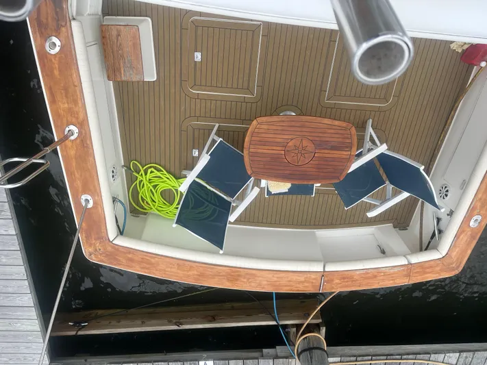 Amp'd Up Yacht Photos Pics 