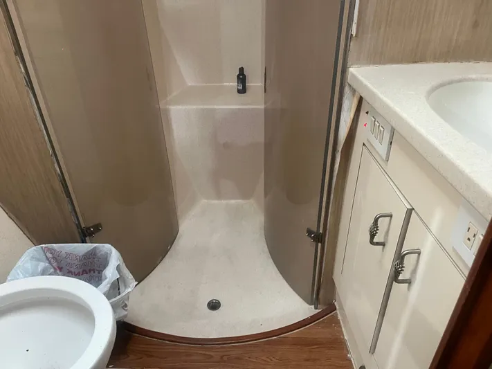 Amp'd Up Yacht Photos Pics 