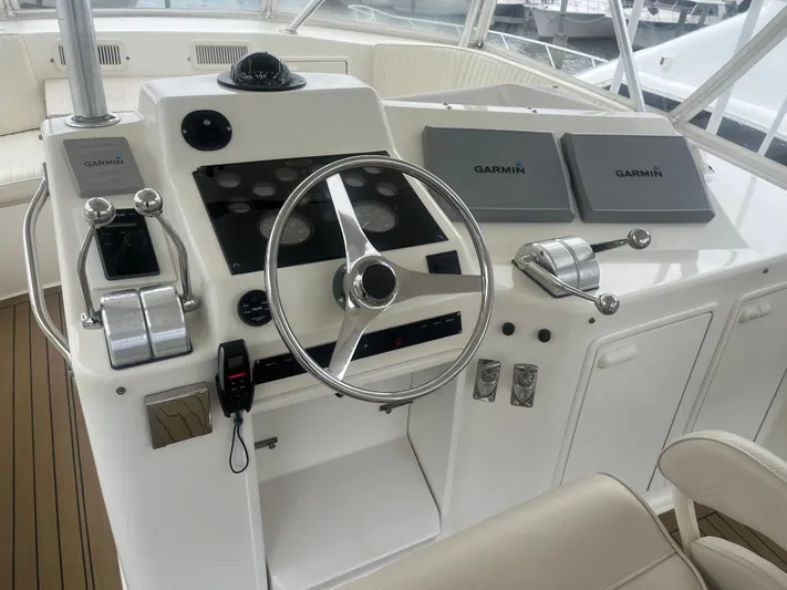 Amp'd Up Yacht Photos Pics 