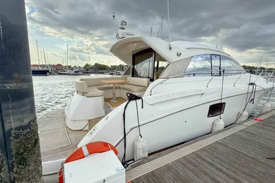 Prestige 42