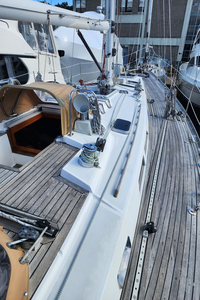 1986 Cambria 44 