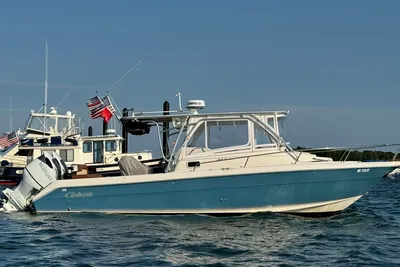 Cobia 312 Sport Cabin