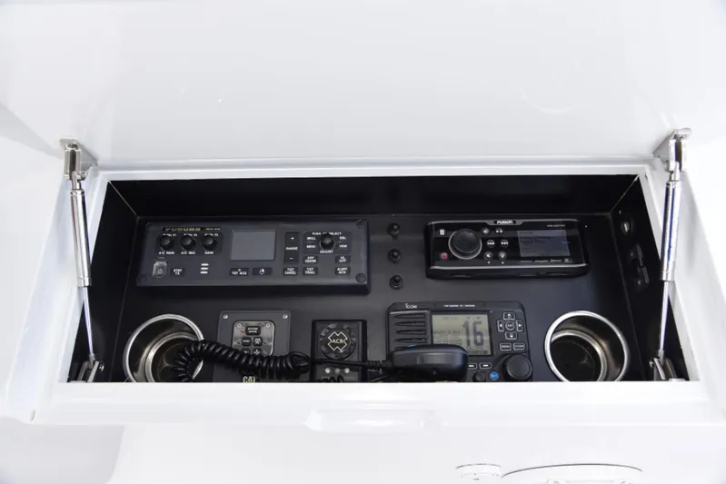 Blue Angel Yacht Photos Pics 2013 Garlington 61 Convertible - Blue Angel