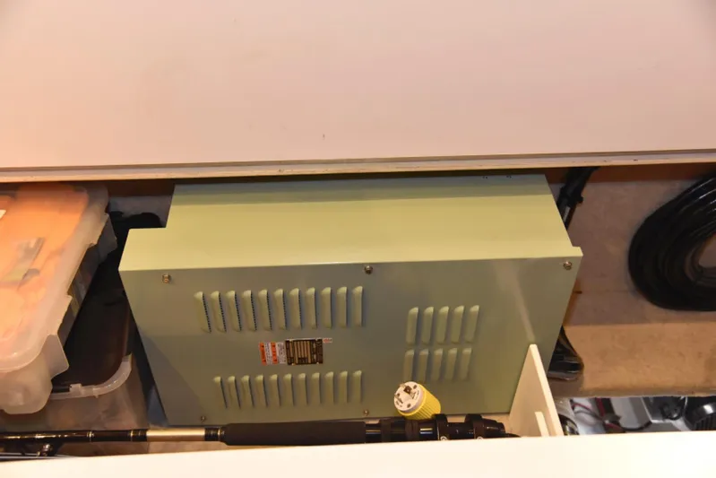 Blue Angel Yacht Photos Pics 2013 Garlington 61 Convertible - Blue Angel