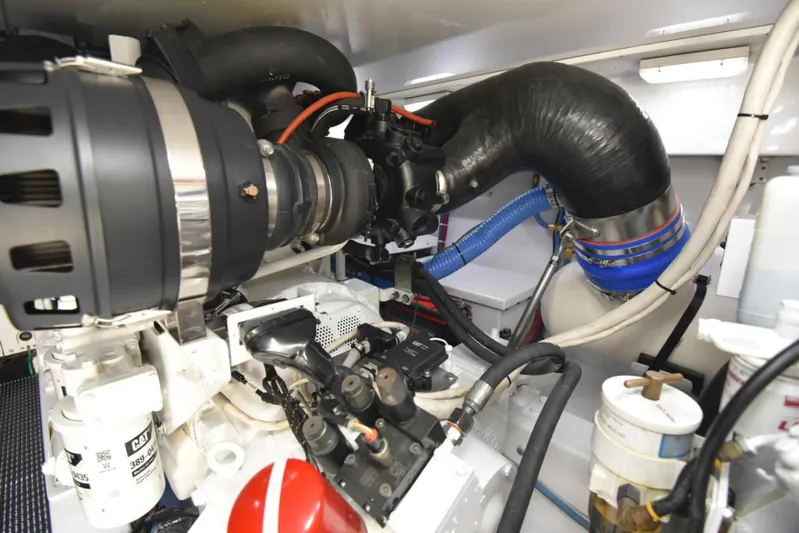 Blue Angel Yacht Photos Pics 2013 Garlington 61 Convertible - Blue Angel