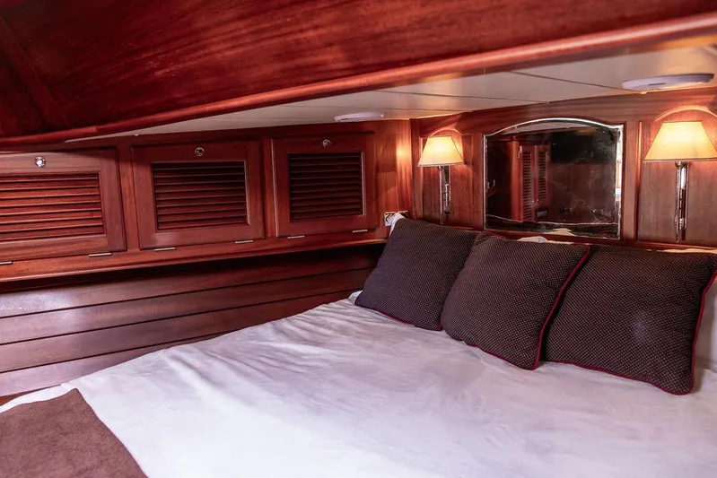 Grace Yacht Photos Pics 