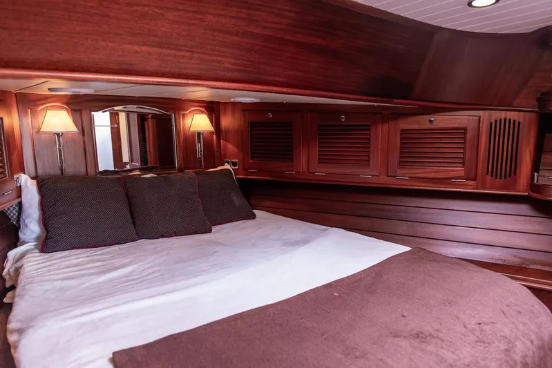 Grace Yacht Photos Pics 