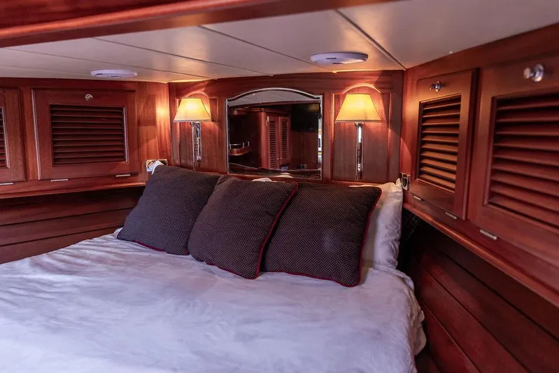 Grace Yacht Photos Pics 