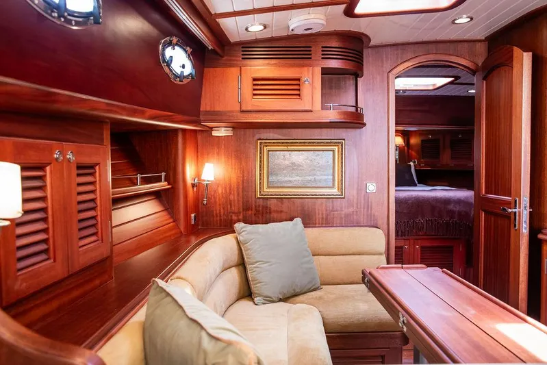 Grace Yacht Photos Pics 