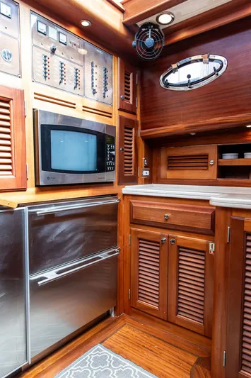 Grace Yacht Photos Pics 