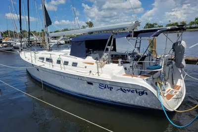 Hunter 49