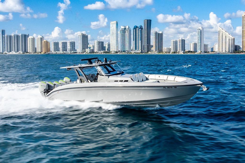 Midnight Express 43' Solstice