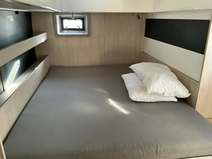 The Dance Yacht Photos Pics 