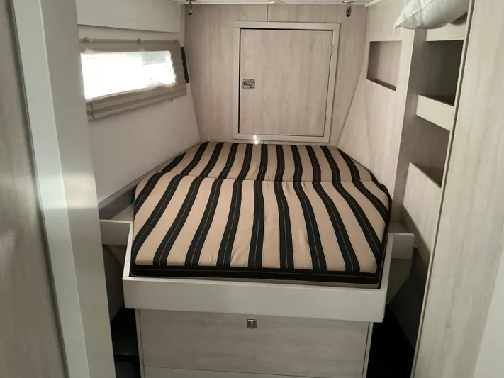 The Dance Yacht Photos Pics 