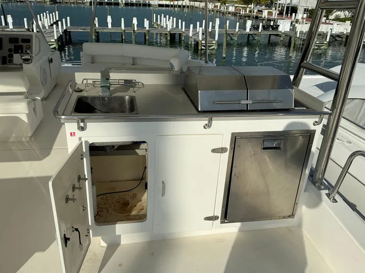 The Dance Yacht Photos Pics 