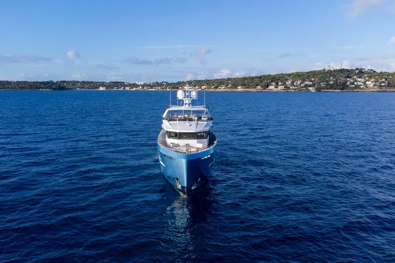 Ray Yacht Photos Pics 2025 Numarine 32 XP yacht