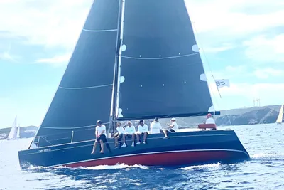 2011 Latitude 46 Tofinou 12