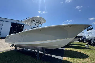 Sea Hunt Gamefish 27 Forward Seating