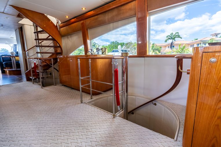 1999-92-cheoy-lee-motoryacht