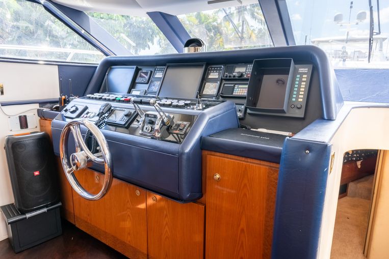 1999-92-cheoy-lee-motoryacht