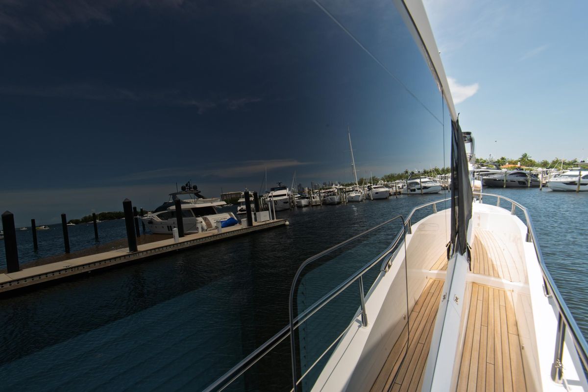 2020 Sunseeker 76 