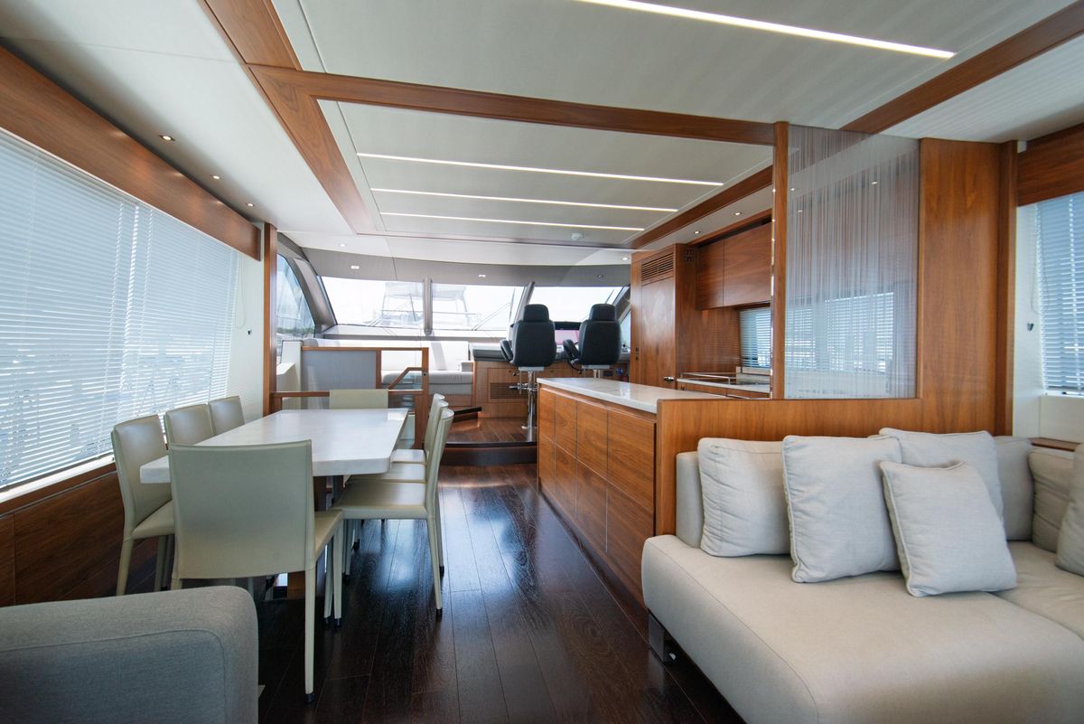 2020 Sunseeker 76 