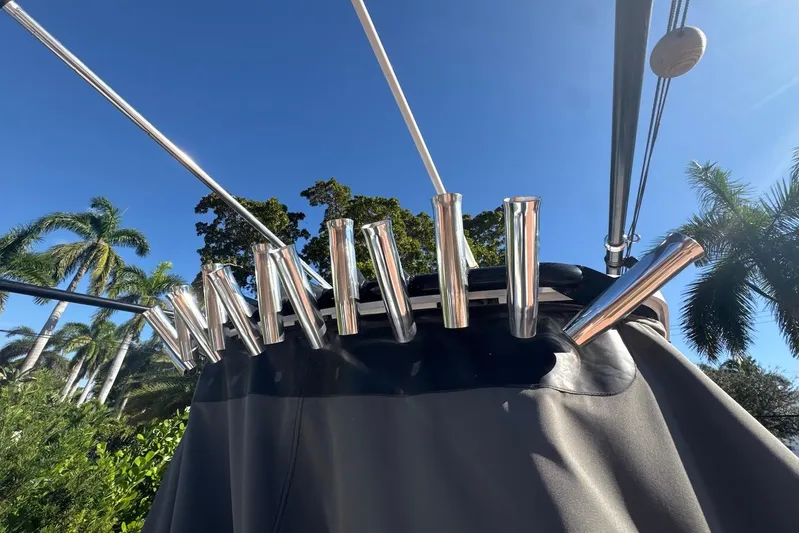 Hat Trick Yacht Photos Pics Rocket Launchers