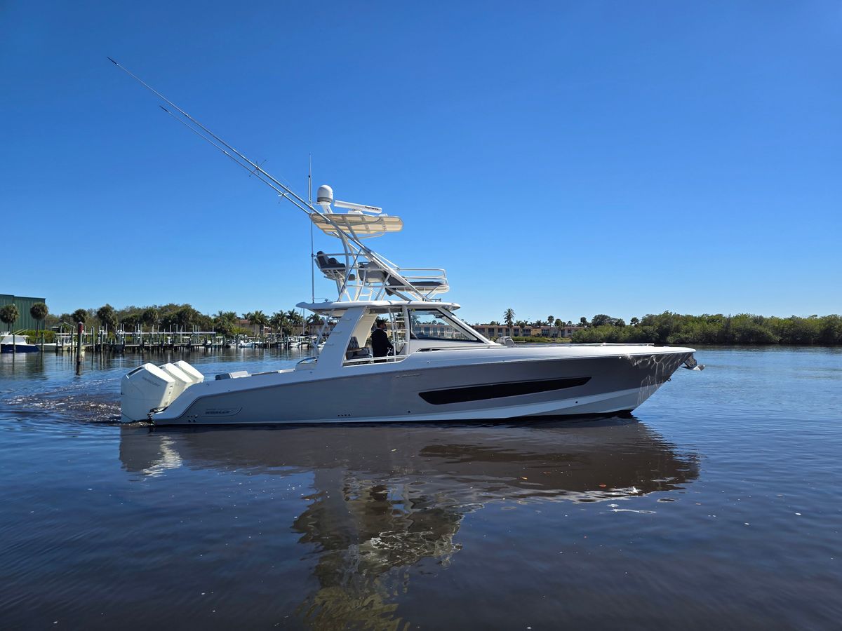 2023 Boston Whaler 42 