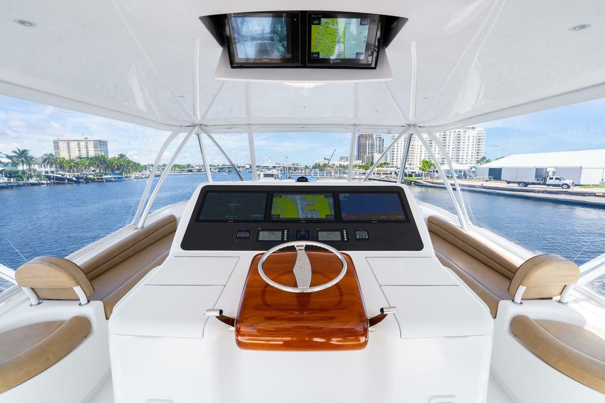 2015 Viking 76 